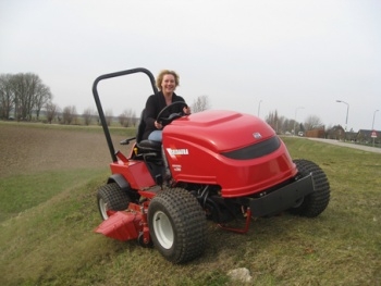 Rough terrain and slope mower Shibaura SG280