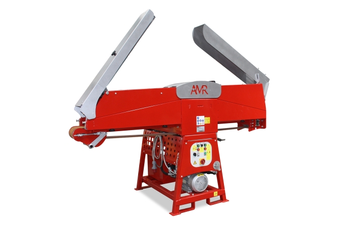 Automatic kindling machine with 6 6 kW electric engine AMR